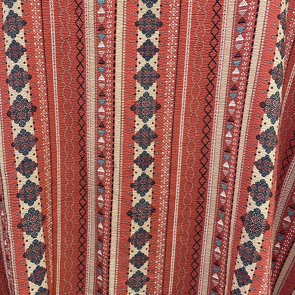 Patterned blouse - Picture 2 of 3